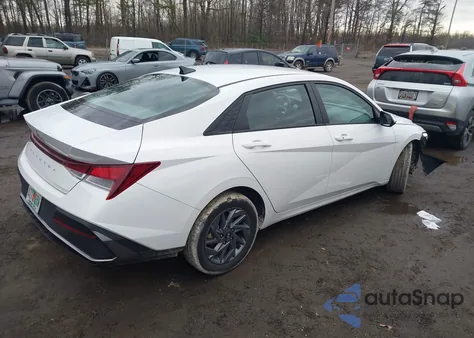 2024 Hyundai Elantra Sel from USA, damaged, VIN KMHLM4DG3RU663077